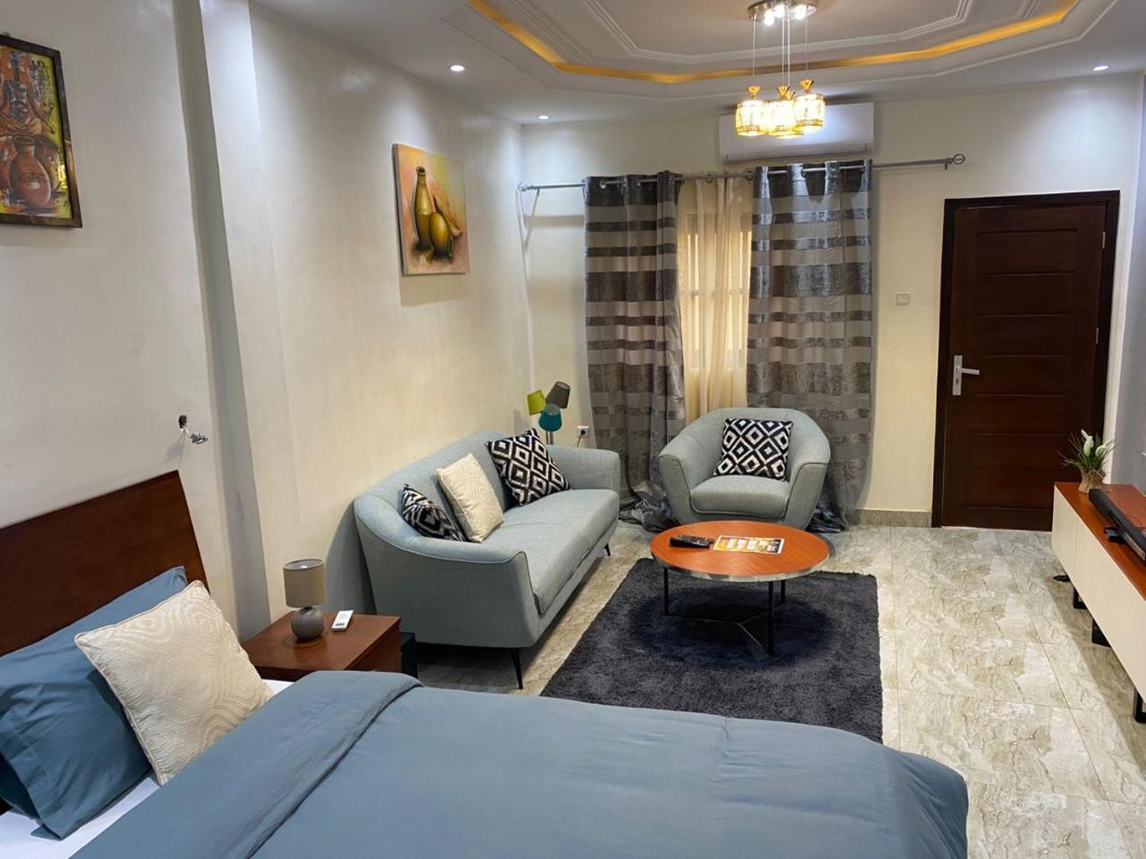 Gilles Golden Palace Abomey-Calavi Dış mekan fotoğraf